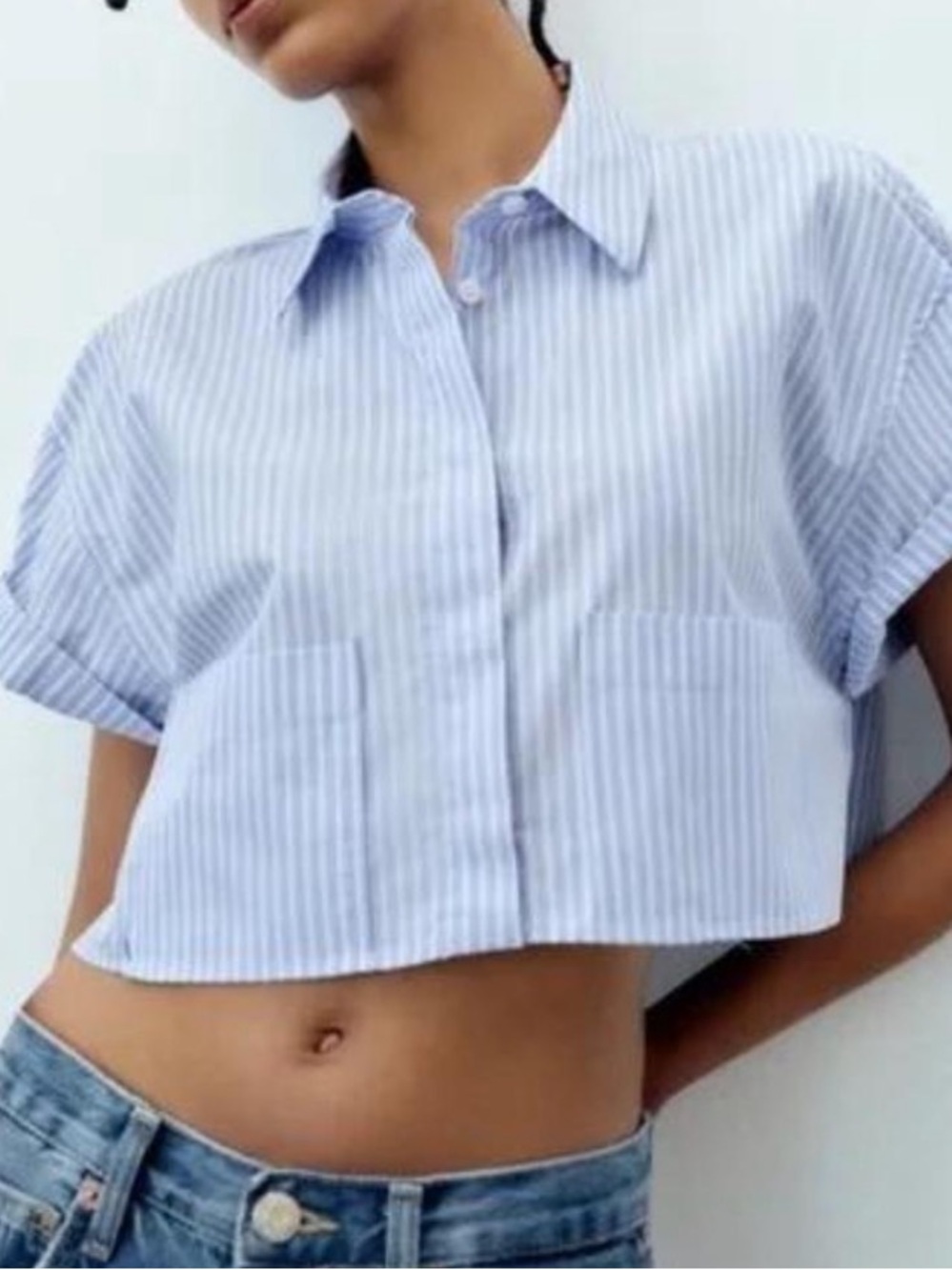 Zara crop pinstripe button down shirt front patch pockets like new size small
